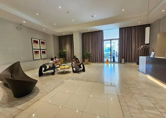 Apartamento 2br Luxe In Bgc High Street With Pool Access