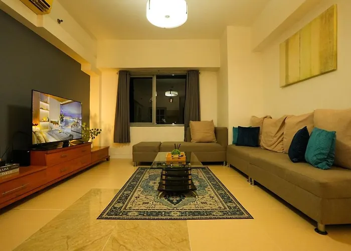 2br Luxe In Bgc High Street With Pool Access Apartamento Manila