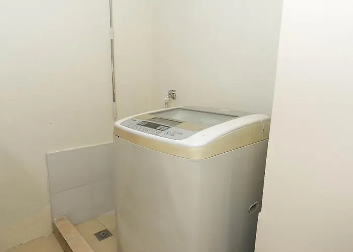 2br Luxe In Bgc High Street With Pool Access * Manila