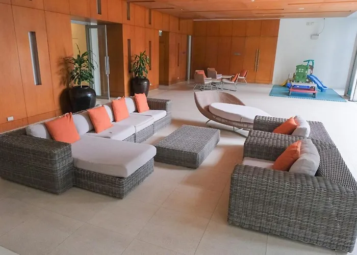 Apartamento 2br Luxe In Bgc High Street With Pool Access *