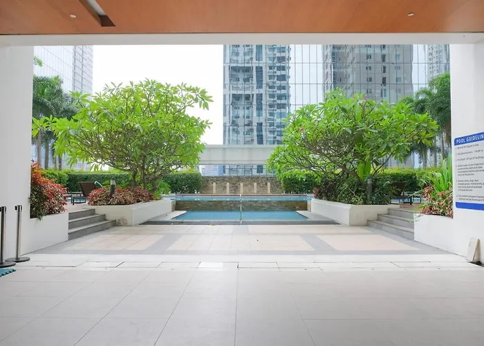 2br Luxe In Bgc High Street With Pool Access Apartamento