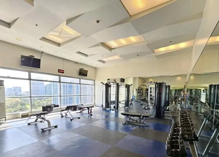 2br Luxe In Bgc High Street With Pool Access Manila
